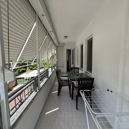 Διαμέρισμα At The Cleopatra With A Balcony *