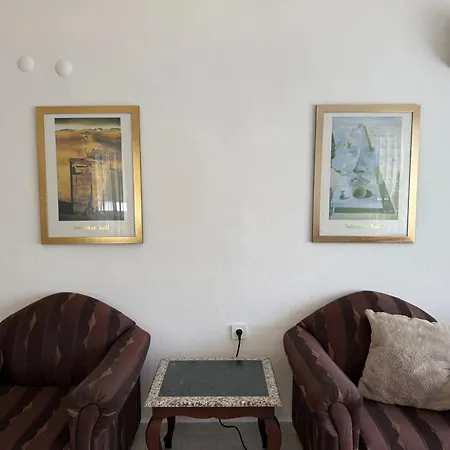 דירה At The Cleopatra With A Balcony אלאניה